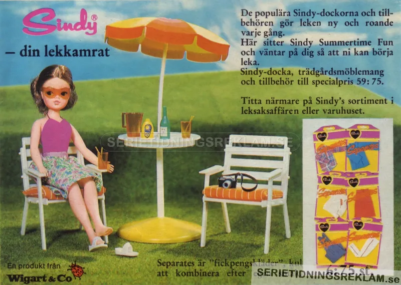 Annons för flickdockan Sindy som här visas upp med ett trädgårdsset med parasoll och stol och bord