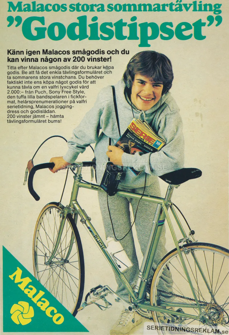 Reklam för en tävling med godisföretaget Malaco där en kille står med famnen full av serietidningar, smått lutad mot en cykel