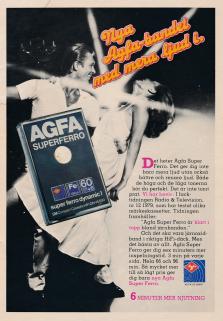 Reklam för kassettbandet AGDA SuperFerro med två personer som dansar i bakgrunden