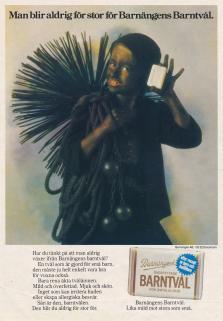 Annons med ett barn utklätt till sotare som håller upp en tvål av märket Barnängen