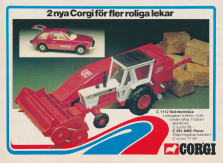 Reklambild för Corgi Toys som visar upp en bil med öppningsbar baklucka samt en traktor med höbalningsmaskin