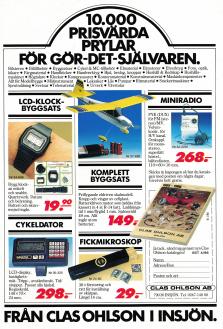 Reklam för Clas Ohlson i Insjön med olika produkter uppradade i annonsen