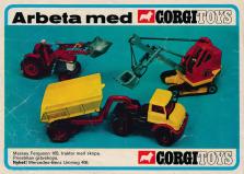 Reklam för grävskopa, lastbil och traktor med frontlastare från Corgi Toys