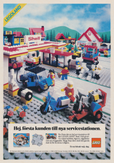 Reklam för Legoland Stad med en Shell bensinstation i fokus för bilden